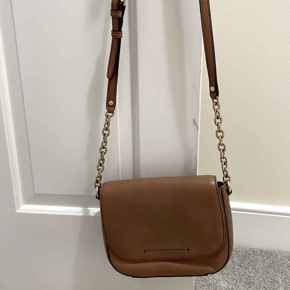 Tan Banana Republic bag